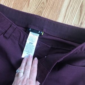 Size 14 under armour pants